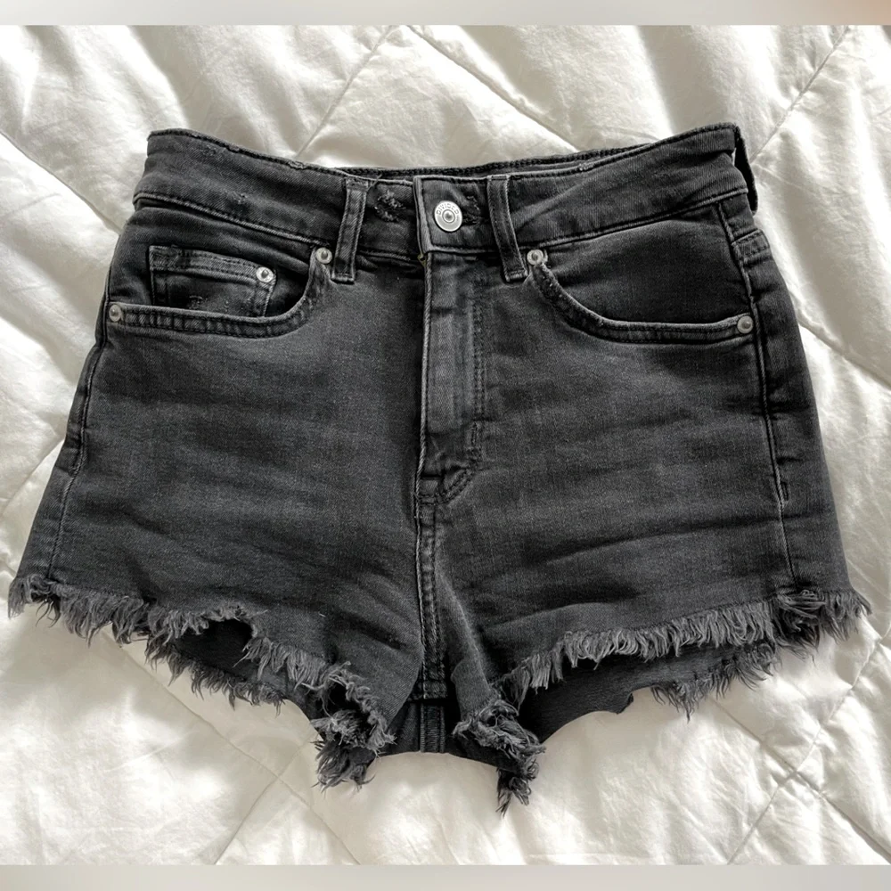 Black denim cut off shorts, size 2 - Picture 1 of 7